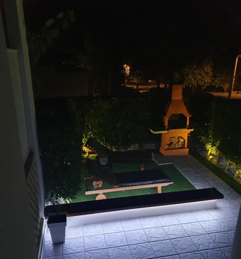 Apartment Tinateo, Gajac 诺瓦利娅 外观 照片