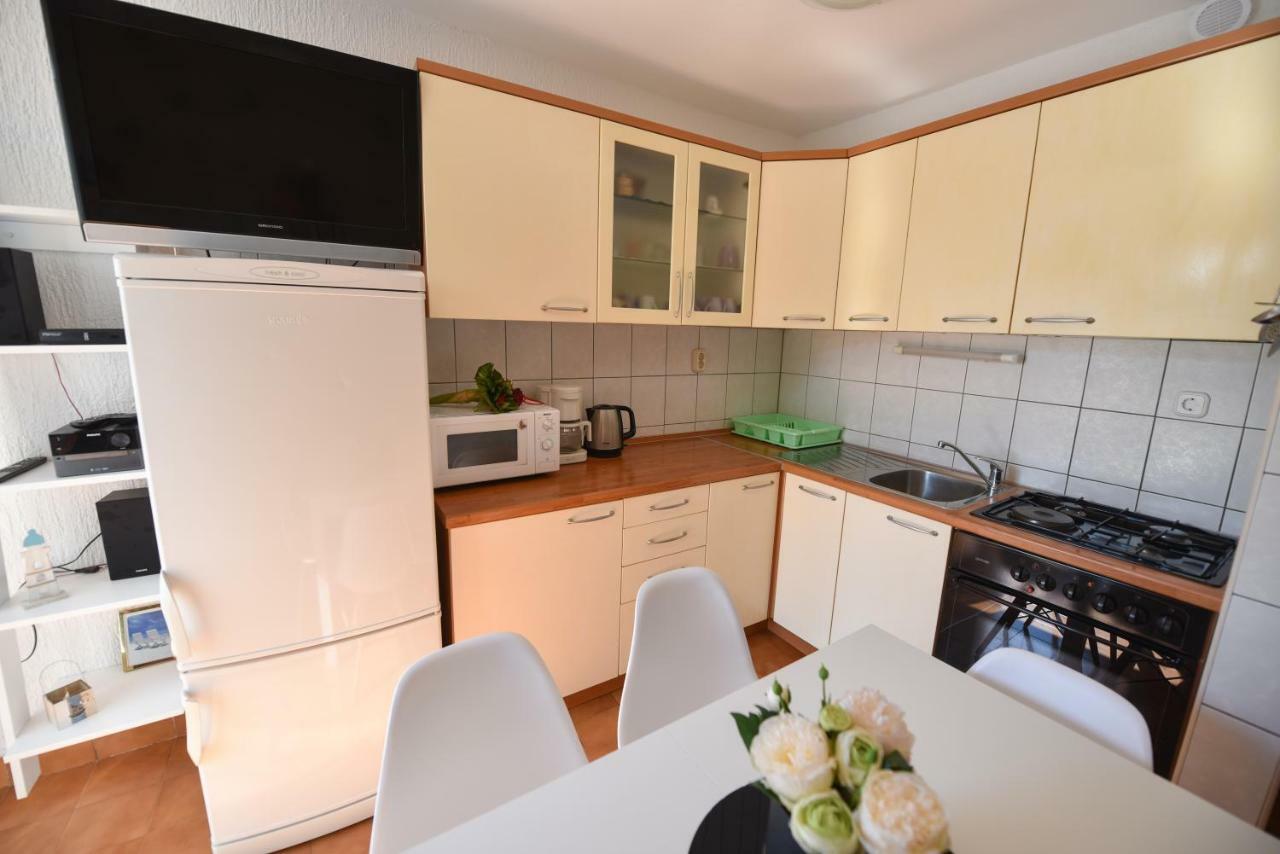 Apartment Tinateo, Gajac 诺瓦利娅 外观 照片