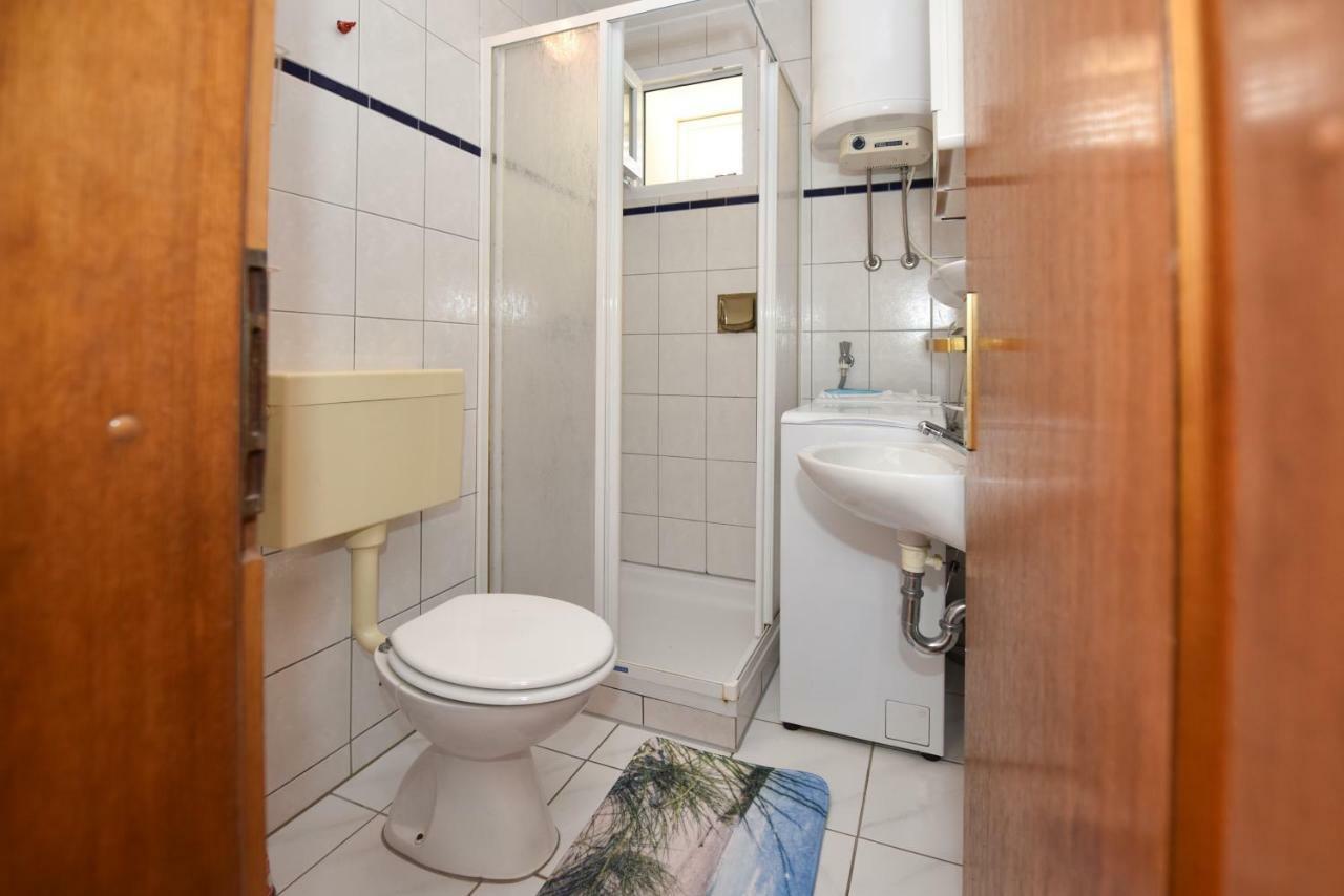 Apartment Tinateo, Gajac 诺瓦利娅 外观 照片